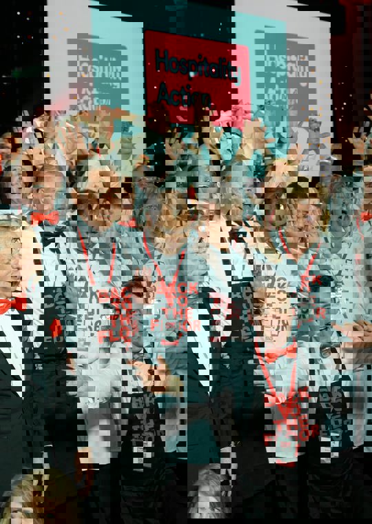 Back to the Floor 7 photo gallery