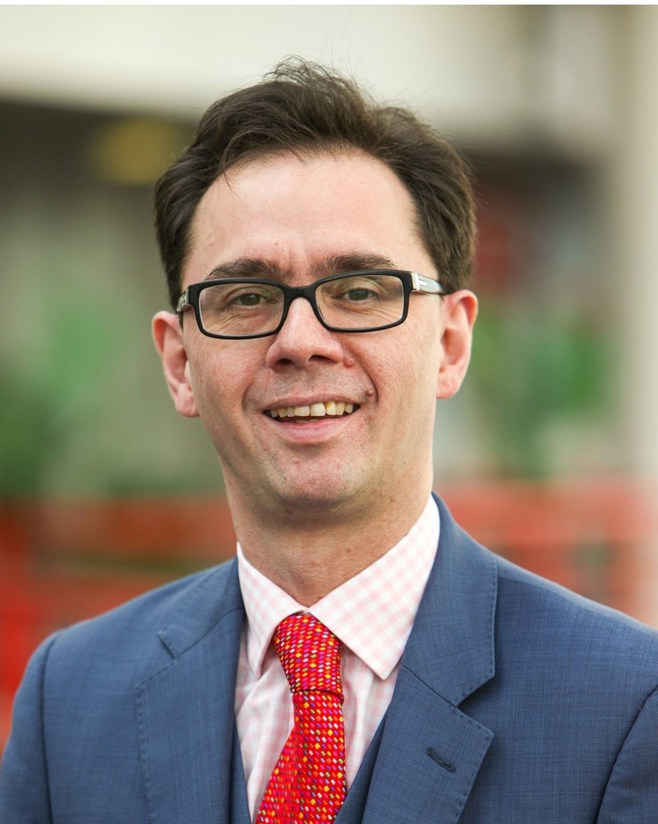 Simon Numphud1 Copy (1)